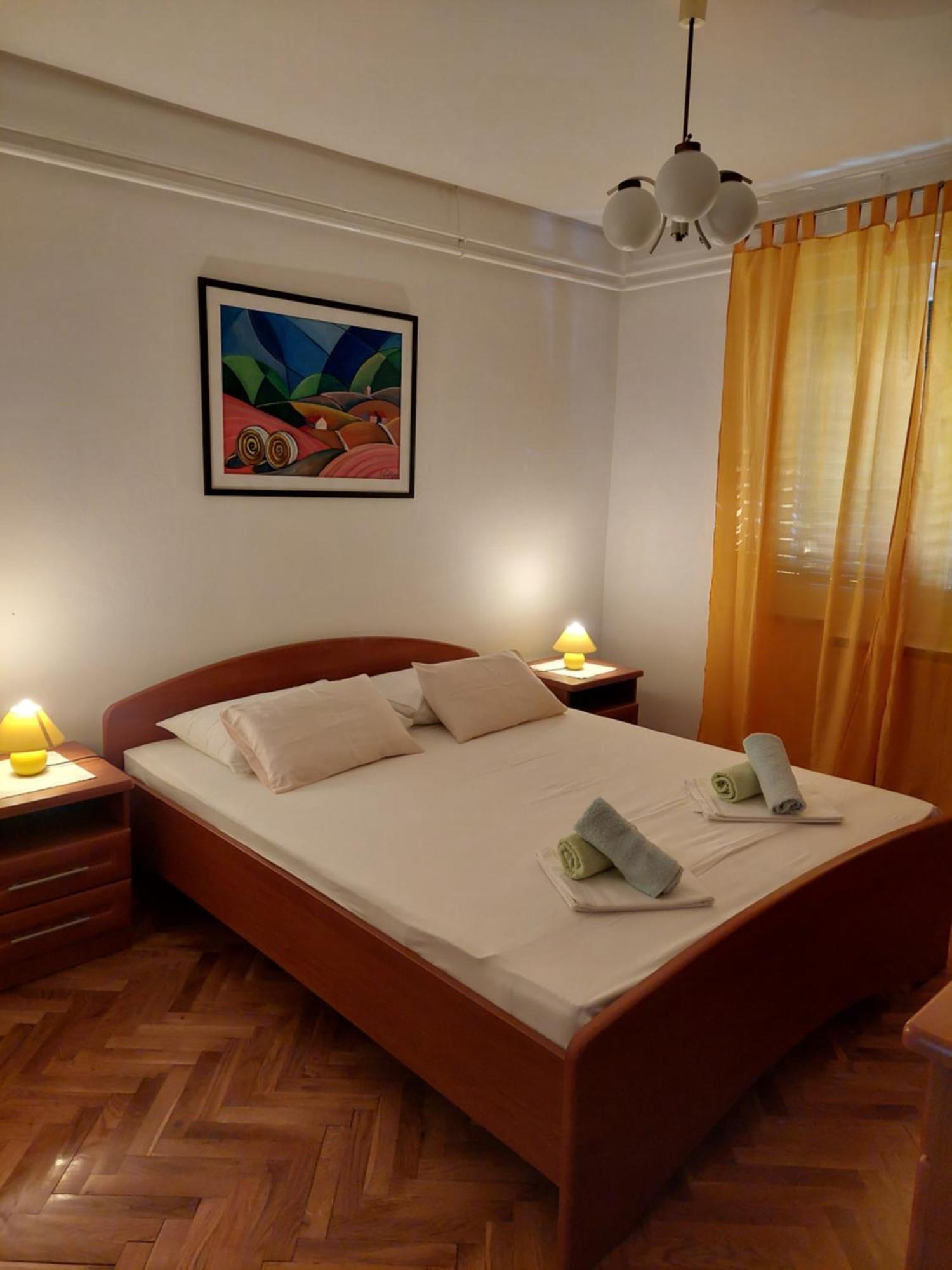 Apartment Roglic Раб Екстер'єр фото